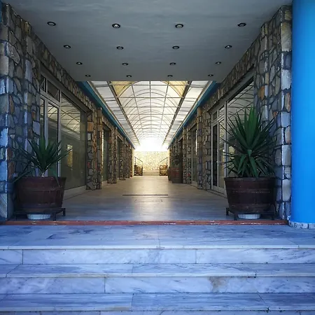Apartment Center 9